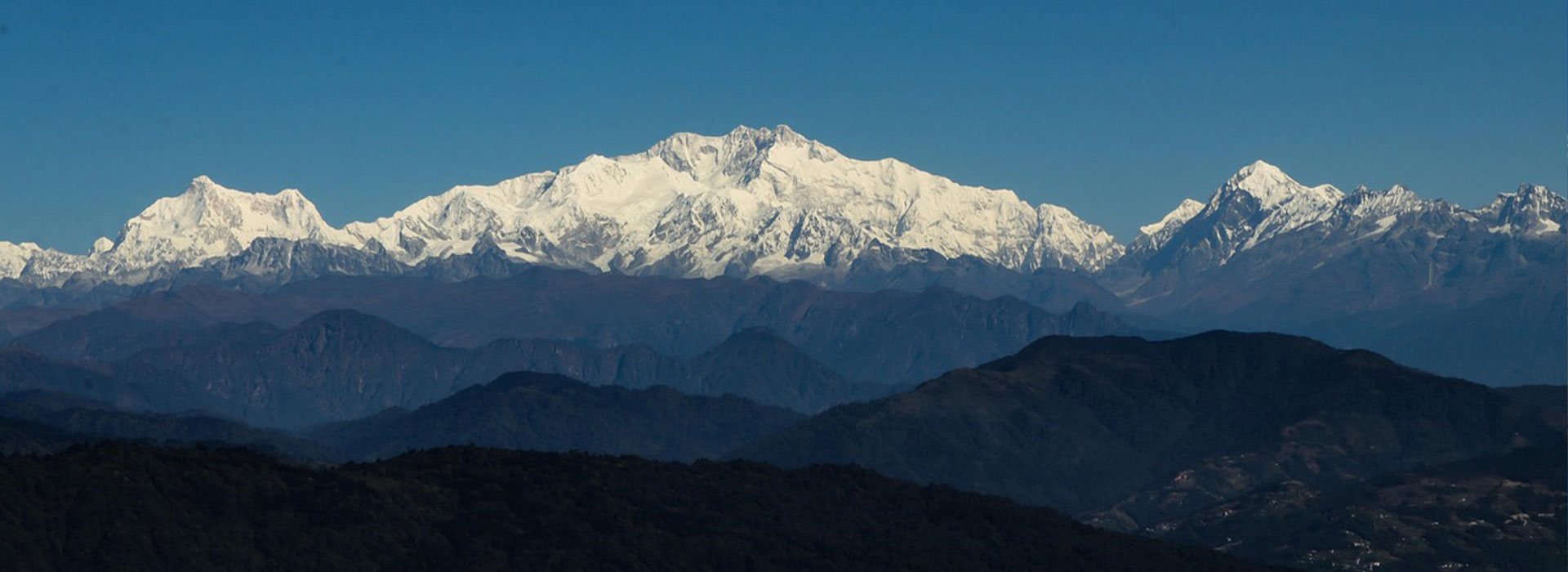 Sunrise Over Kanchenjunga Tour